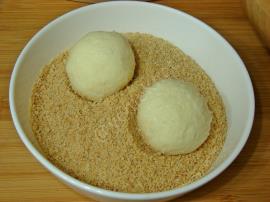 Bisküvili İrmik Topları