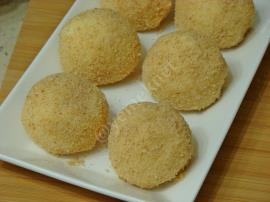 Bisküvili İrmik Topları