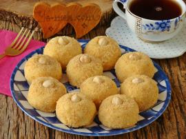 Bisküvili İrmik Topları