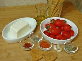 Domatesli Peynirli Makarna