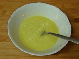 Sarımsaklı Ekmek Dilimleri