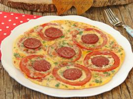 Kahvaltı Sofralarının Yıldızı Olacak Enfes Bir Lezzet : Tavada Domates Pizzası