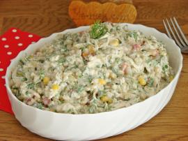 Kaşık Kaşık Yedirtecek, Enfes Bir Lezzet : Tavuklu Buğday Salatası
