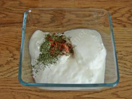 Yoğurtlu Mercimekli Semizotu Salatası