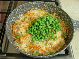 Havuçlu Bezelyeli Pilav