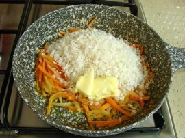 Havuçlu Bezelyeli Pilav