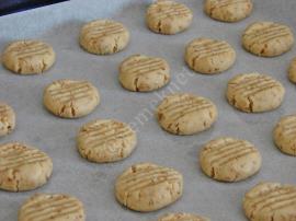 Susamlı Cevizli Kurabiye