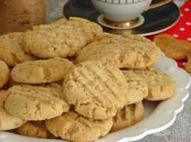 Susamlı Cevizli Kurabiye