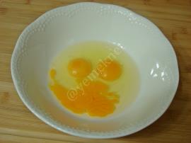 Peynirli Yumurtalı Ekmek Kızartması