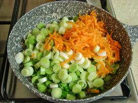 Pırasalı Mısır Unlu Kek