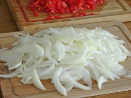 Soğanlı Domatesli Yumurta