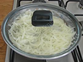 Soğanlı Domatesli Yumurta