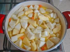 Zeytinyağlı Ayvalı Kereviz