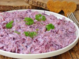 Mor Lahana Yoğurtlaması