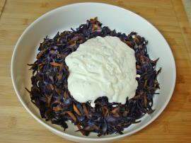 Mor Lahana Yoğurtlaması