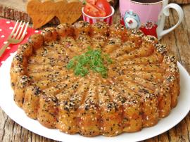 Peynirli Zeytinli Tuzlu Kek