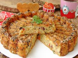 Börek Tadında, Pratik Ve Çok Lezzetli : Peynirli Zeytinli Tuzlu Kek