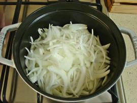 Sütlü Soğan Çorbası