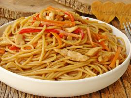 Soya Soslu Tavuklu Makarna