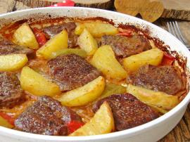 Fırında Et Yemeği