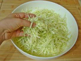 Karışık Lahana Salatası