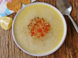 Şehriyeli Tavuk Çorbası