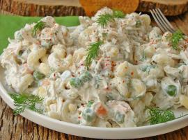 Tavuklu Makarna Salatası
