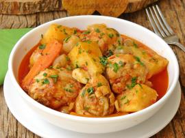 Tencerede Tavuk Yemeği