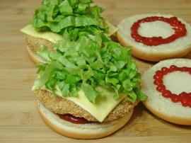 Fırında Tavuk Hamburger