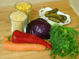 Mor Lahanalı Şehriye Salatası