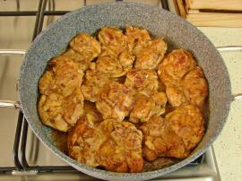 Tencerede Soslu Tavuk