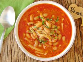 Erişteli Barbunya Çorbası