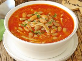 Erişteli Barbunya Çorbası