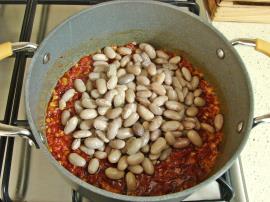 Erişteli Barbunya Çorbası