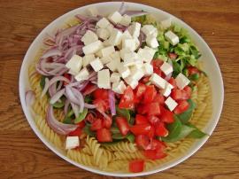 Semizotlu Makarna Salatası