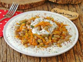Yoğurtlu Barbunya Salatası