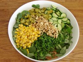 Semizotlu Erişte Salatası