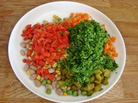 Bezelyeli Barbunya Salatası