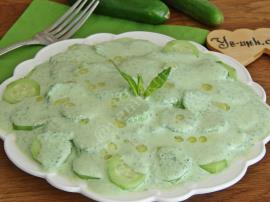 Salatalık Salatası