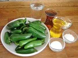 Yağlı Acı Biber Turşusu