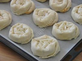 Patatesli Gül Böreği