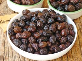 Sıcak Su İle Zeytin Yapımı