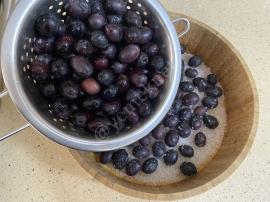 Sıcak Su İle Zeytin Yapımı