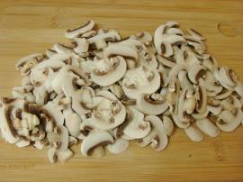 Kremasız Mantar Çorbası