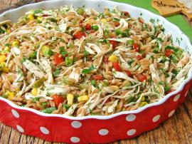 Tavuklu Şehriye Salatası