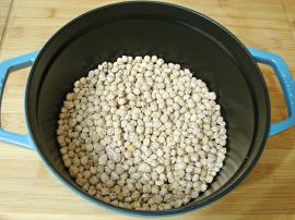 Sucuklu Nohut Yemeği