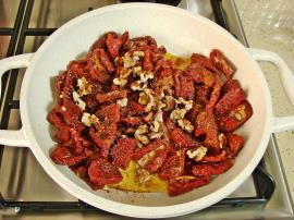 Yoğurtlu Kuru Domates Mezesi