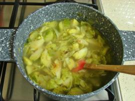 Brüksel Lahanası Çorbası