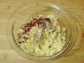 Yoğurmadan Çiğ Köfte