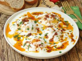 Lezzeti Dillere Destan, Türk Mutfağının En Özel Kahvaltılığı Budur : Yoğurtlu Yumurta